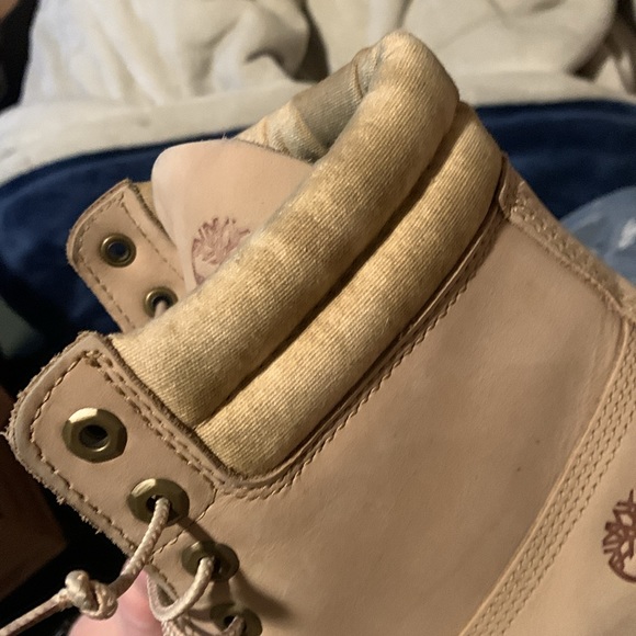 Timberland light brown with brown/white laces and ortholite soles! - Picture 6 of 14